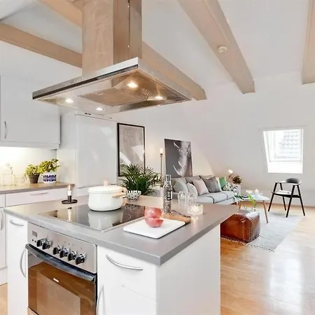 Urban City Apartment *